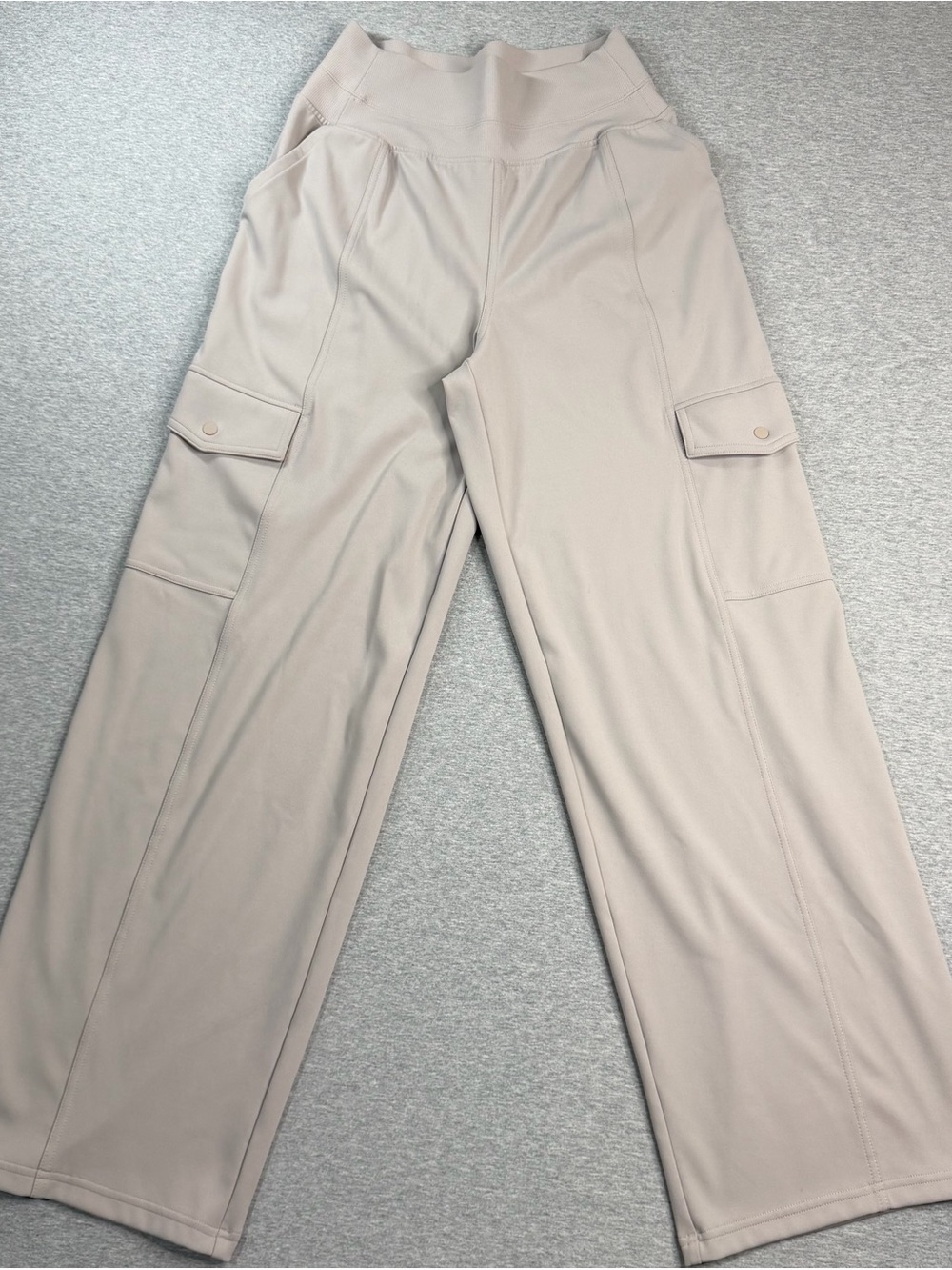 Athleta Venice High Rise Wide Leg Cargo Pant Feather Tan Womens XS TP Travel